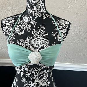 Victoria’s Secret Medium Bikini Top